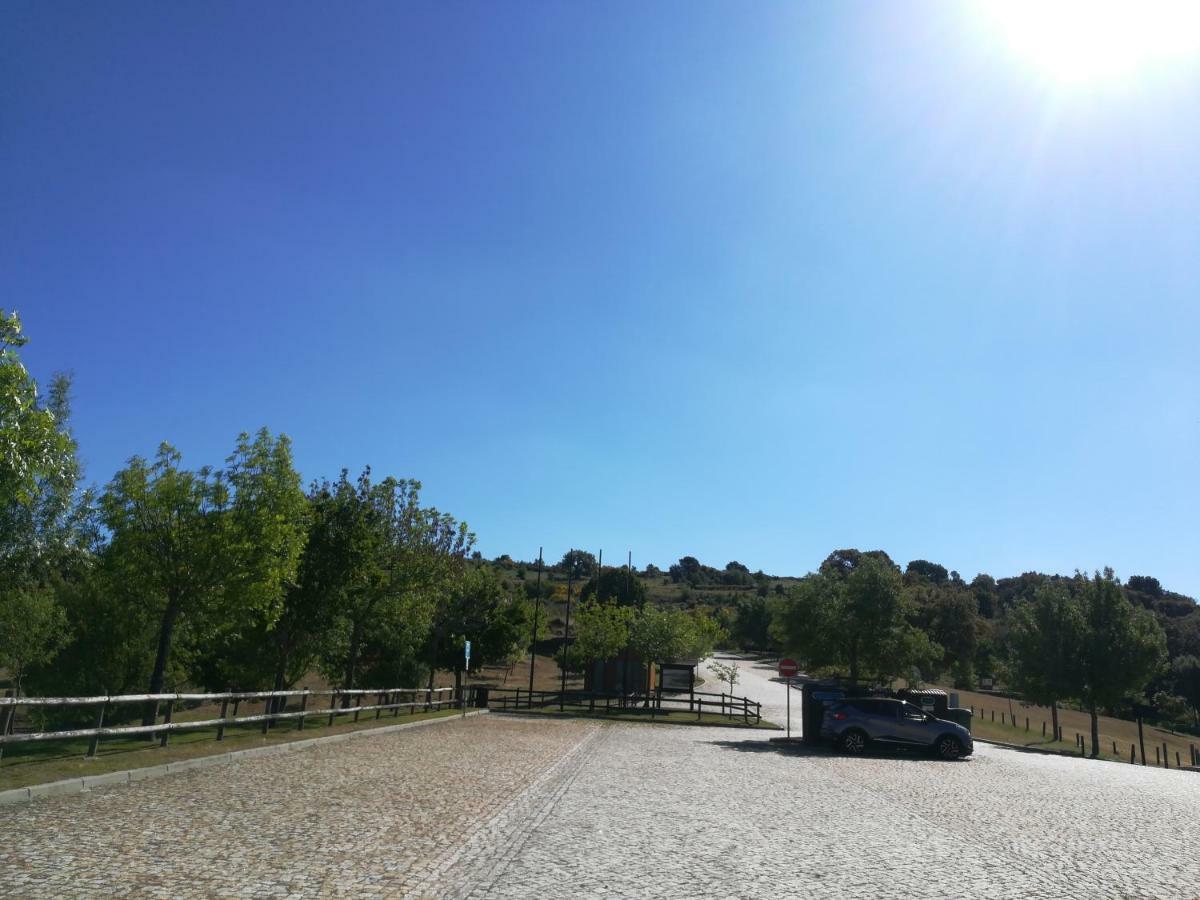 Casa Do Azibo Farm stay Santa Combinha